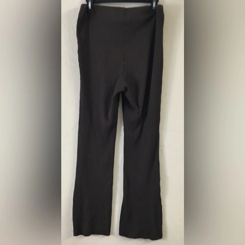 H&M Ribbed Straight Leg Stretch Pants XL Brown Pull On Style - Picture 2 of 4